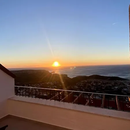 Casa Bonica Cumbre del Sol